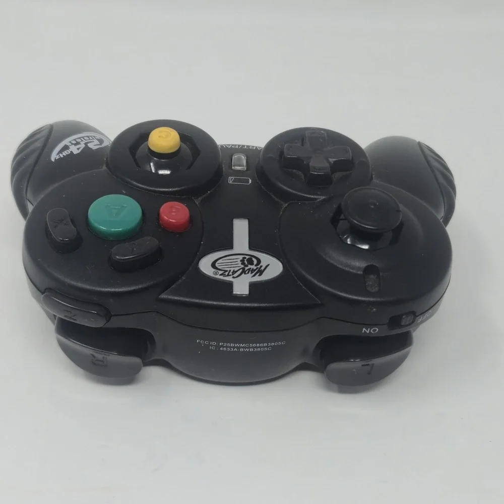 Mad Catz GameCube Wireless Controller Black Item 5686 NO RECEIVER